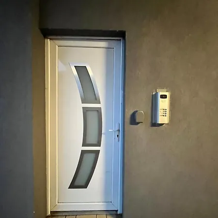 Family Duplex شقة Talange