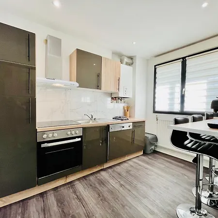 Family Duplex Apartment *